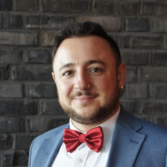 Enis Elci
